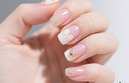 美甲用品怎么选